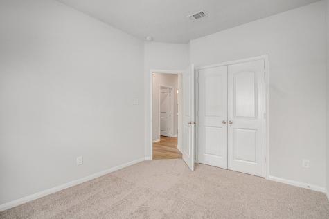 411 Wellshire Drive West Columbia TX 77486
