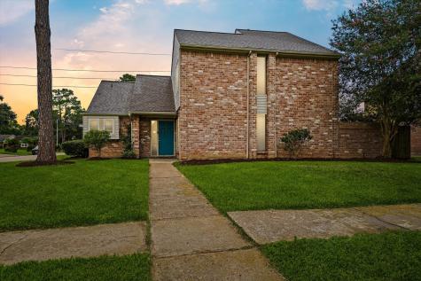 4790 Whispering Falls Drive Houston TX 77084
