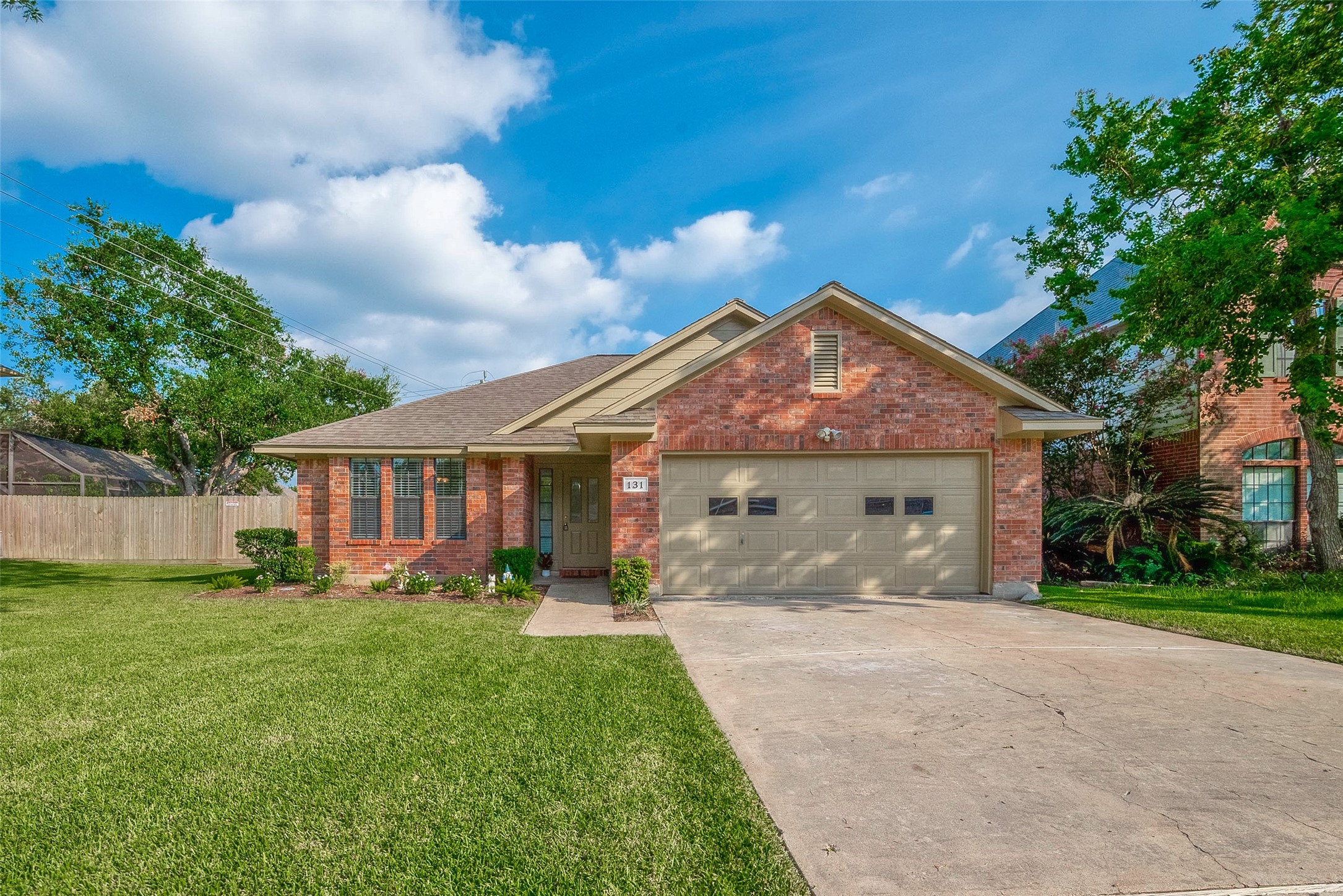 131 Papaya Street Lake Jackson TX 77566