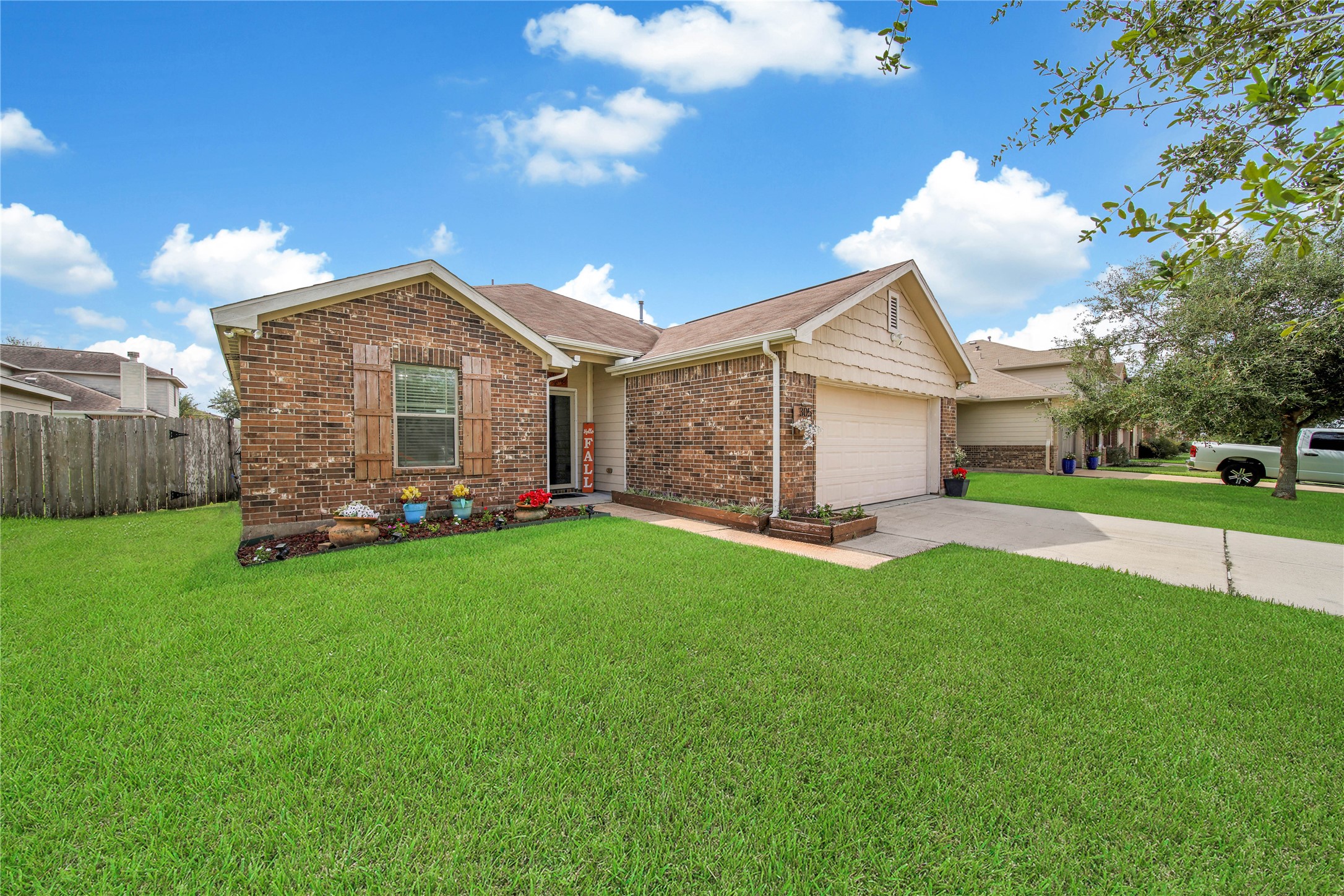 305 Turquoise Trade Drive La Marque TX 77568