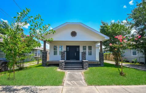 221 Estelle Street Houston TX 77003