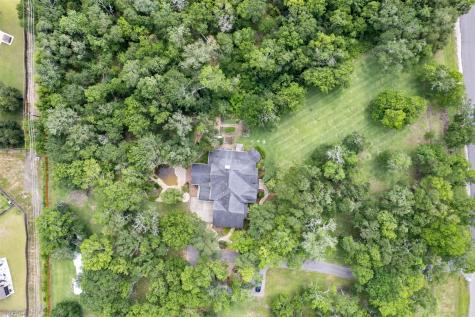 2042 Darby Lane Fresno TX 77545