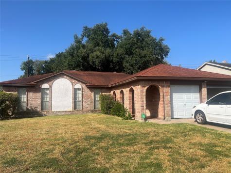 12135 Huntington Park Drive Houston TX 77099