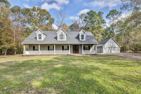 1019 Winchester Bend Huffman TX 77336