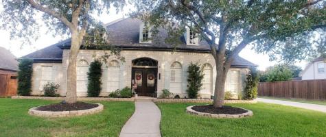 1213 Hawkhill Drive Friendswood TX 77546