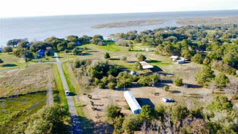 780 Frankland Road Anahuac TX 77514