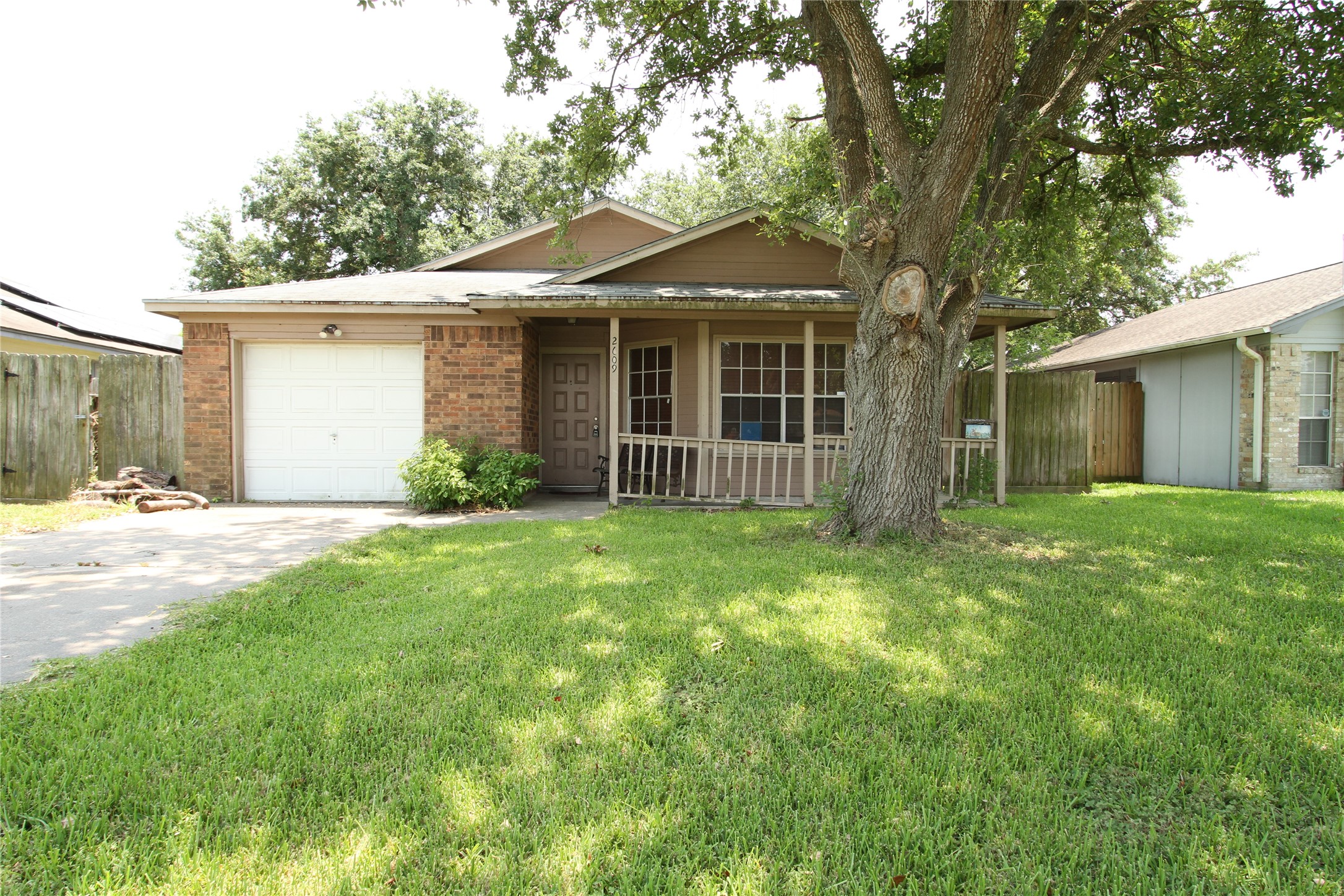 2609 7th Avenue N Texas City TX 77590