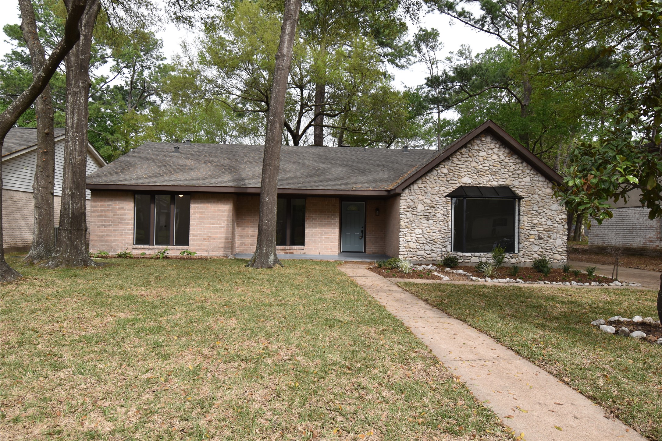 5906 Lawn Lane Houston TX 77088