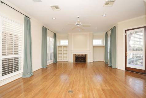 106 N Wynden Estates Court Houston TX 77056