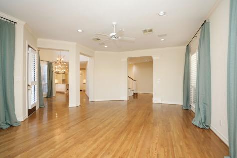 106 N Wynden Estates Court Houston TX 77056