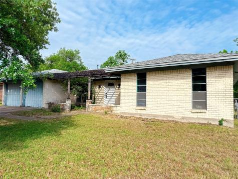 1509 Barak Lane Bryan TX 77802