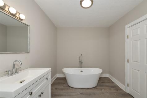 203 N Texas Street Madisonville TX 77864