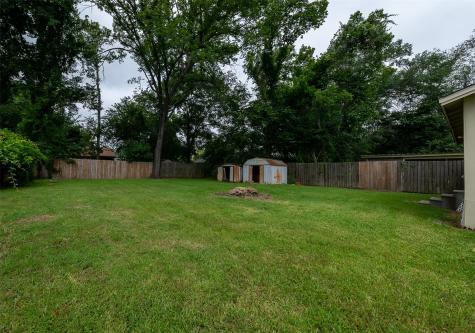 203 N Texas Street Madisonville TX 77864