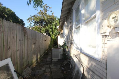 7013 Avenue E Houston TX 77011