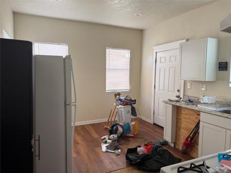 185 Woodvale Street Houston TX 77012