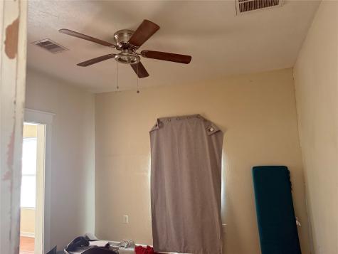 185 Woodvale Street Houston TX 77012