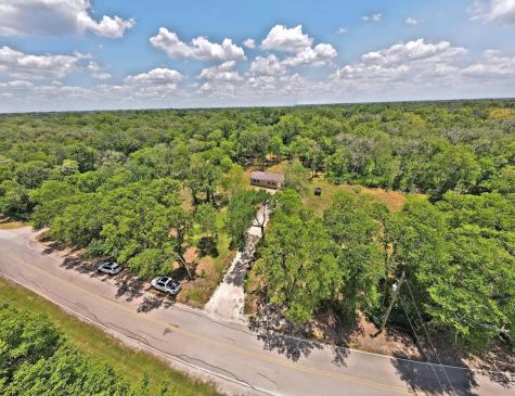 317 River Road Angleton TX 77515