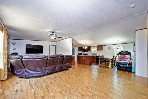 317 River Road Angleton TX 77515
