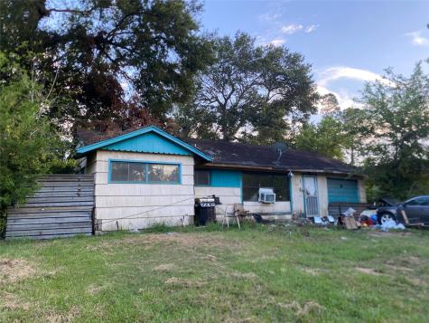 5954 Belneath Street Houston TX 77033