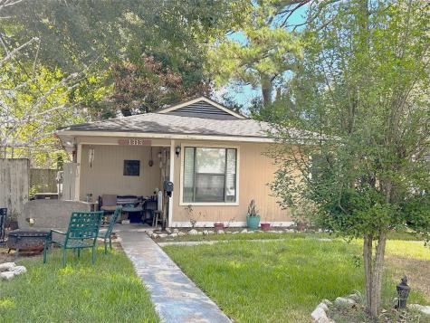 1313 N San Jacinto Street Conroe TX 77301