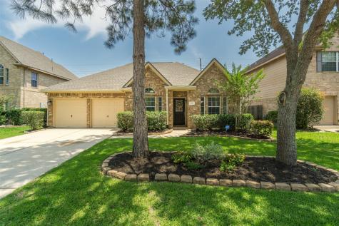 3811 Pine Lake Drive Pearland TX 77581