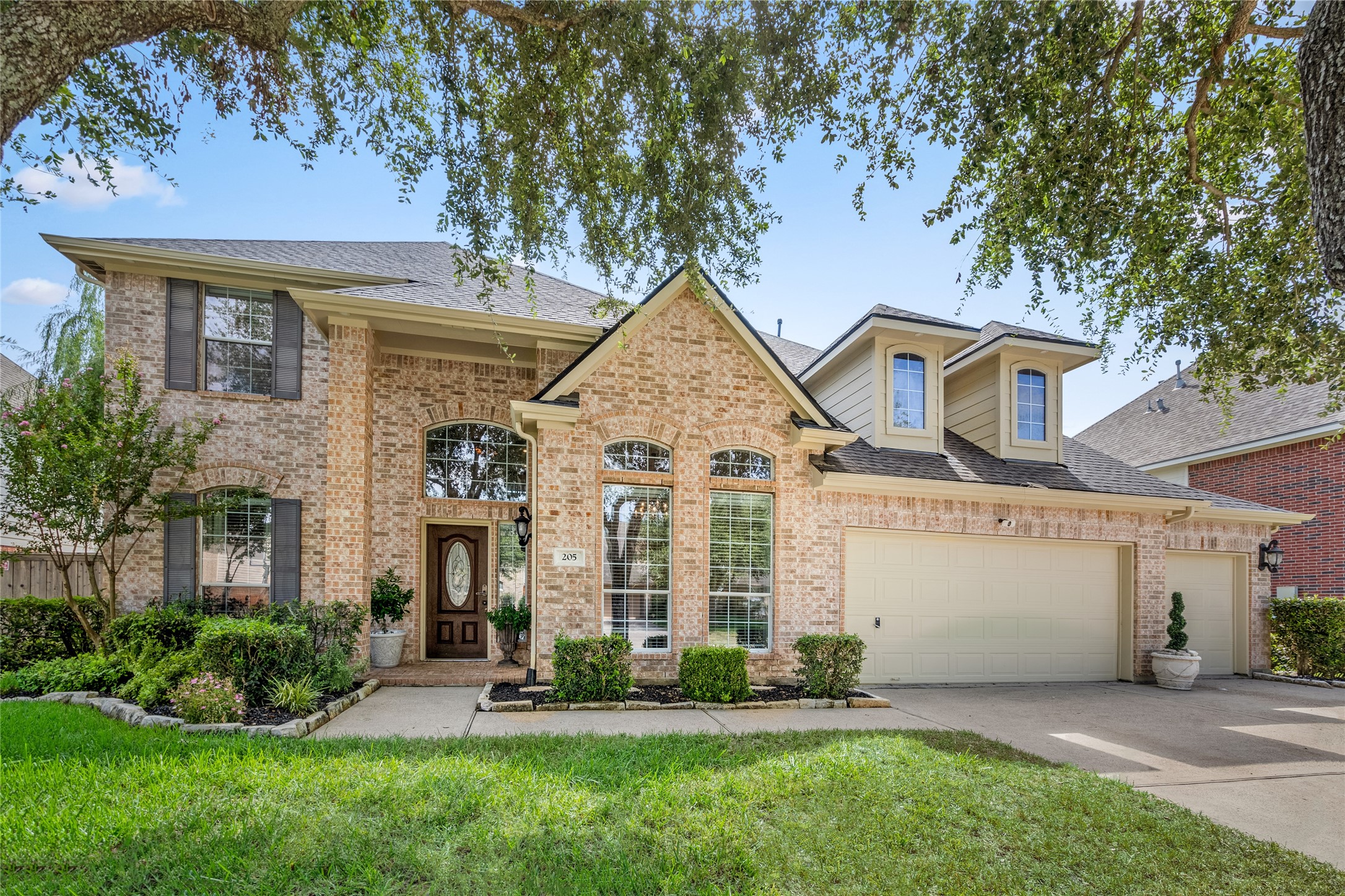 205 Willow Pointe Drive League City TX 77573