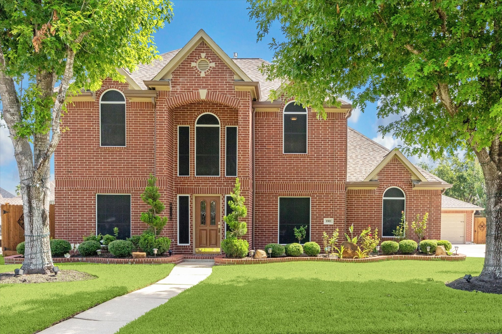 1911 Blue Quail Drive Friendswood TX 77546