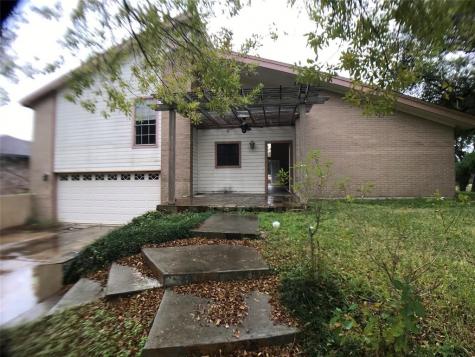 10 Dolphin Lane Baytown TX 77520