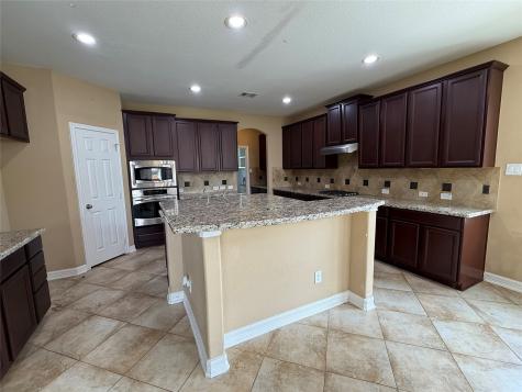 12501 Pepper Creek Lane Pearland TX 77584