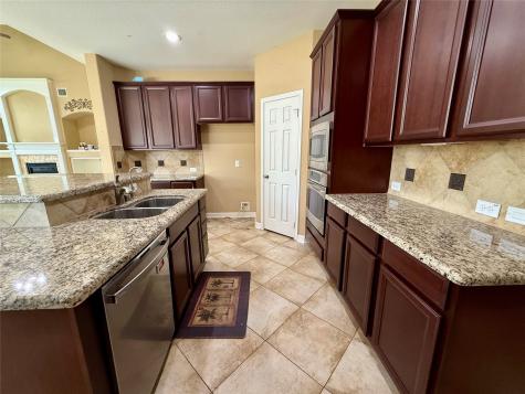 12501 Pepper Creek Lane Pearland TX 77584