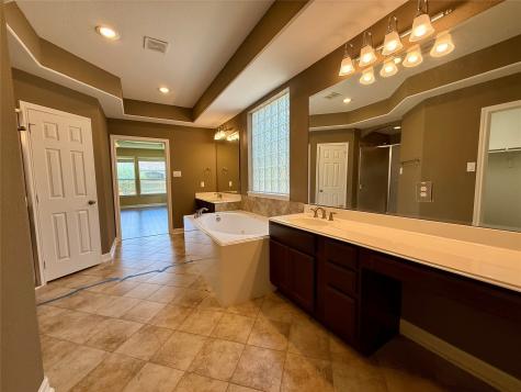 12501 Pepper Creek Lane Pearland TX 77584