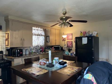 1945 Brooklyn Street Beaumont TX 77701