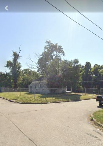 1945 Brooklyn Street Beaumont TX 77701
