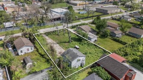 1104 Charnwood Street Houston TX 77022