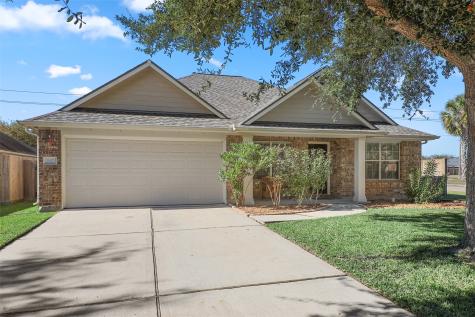 847 Crystal Bay Lane League City TX 77573