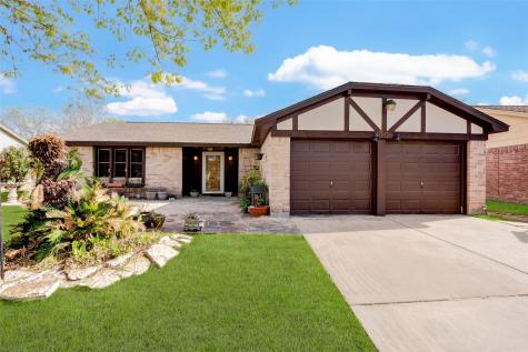 16215 David Glen Drive Friendswood TX 77546