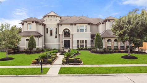 1706 Hunters Trail Friendswood TX 77546