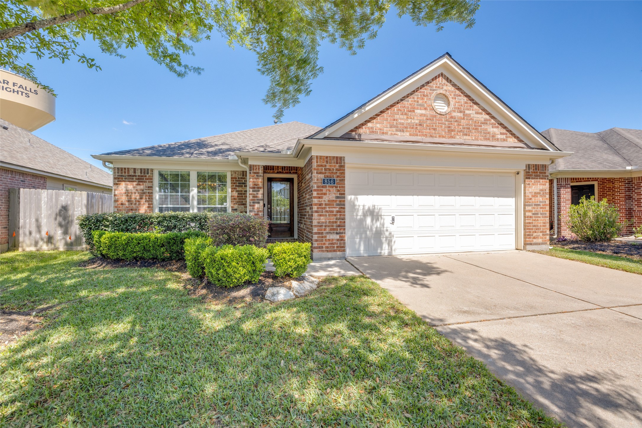 856 Falling Springs Lane League City TX 77573
