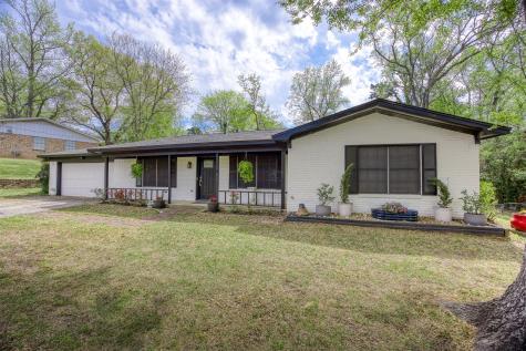 1406 E Brazos Street Palestine TX 75801