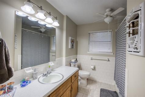 1406 E Brazos Street Palestine TX 75801