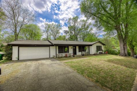 1406 E Brazos Street Palestine TX 75801