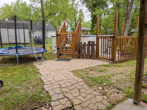 1406 E Brazos Street Palestine TX 75801
