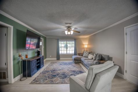 1406 E Brazos Street Palestine TX 75801