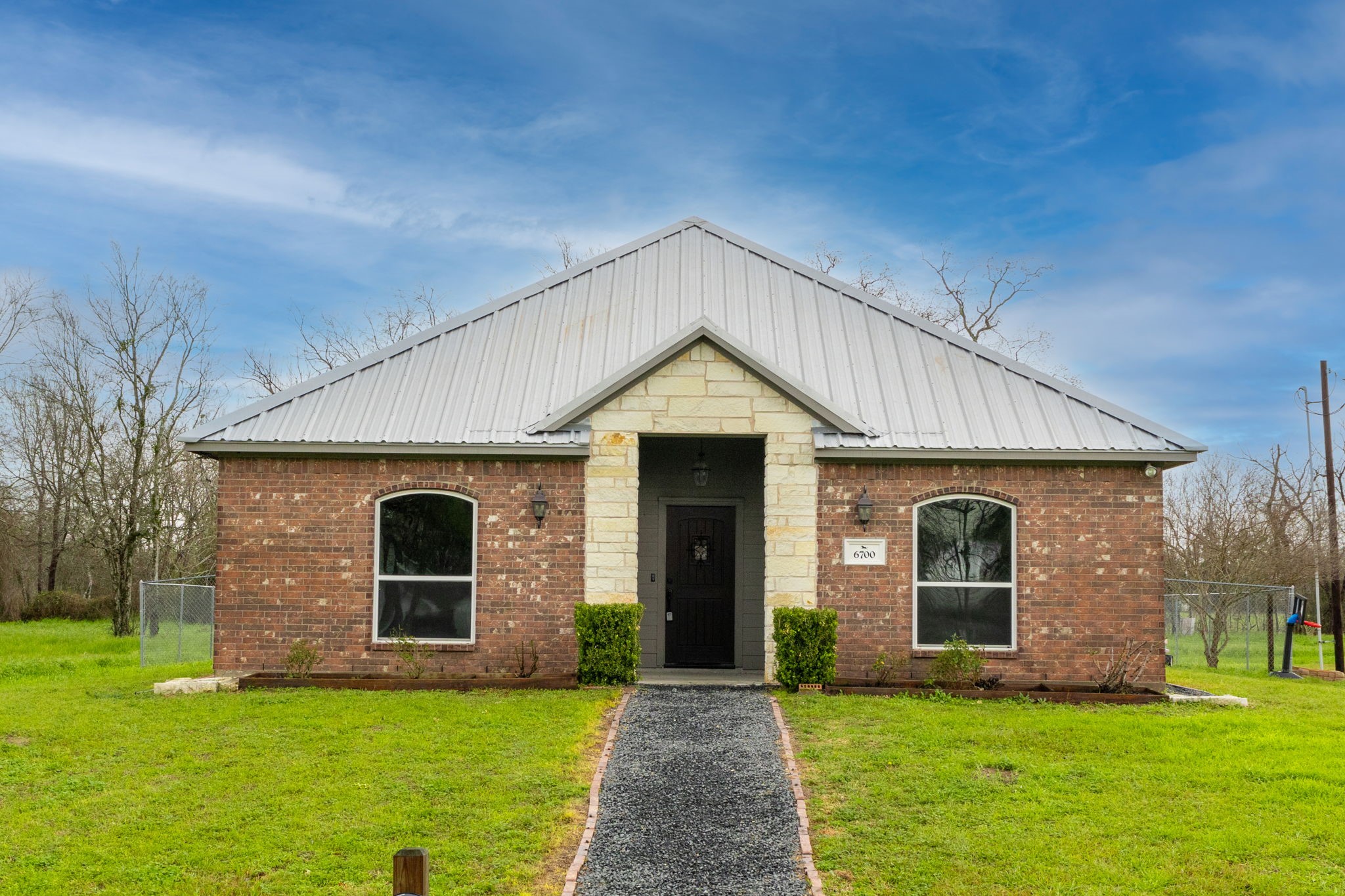 6700 Church Street Wallis TX 77485