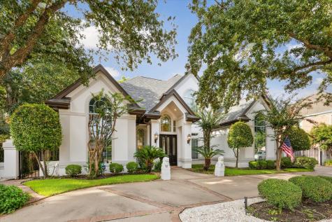 9363 Shady Lane Circle Houston TX 77063