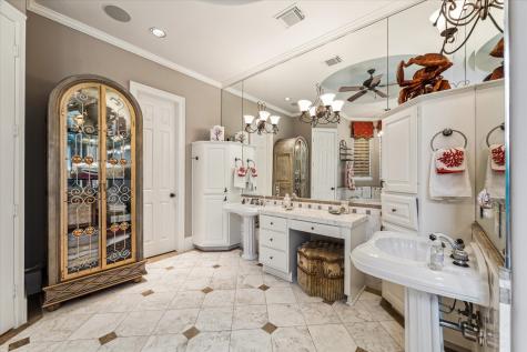 1818 Ray Shell Court Seabrook TX 77586