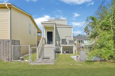 4717 Avenue Q Galveston TX 77551