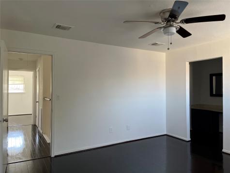 12327 Crest Lake Drive Houston TX 77072