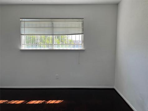12327 Crest Lake Drive Houston TX 77072