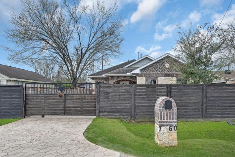 7960 Nashville Street Houston TX 77028